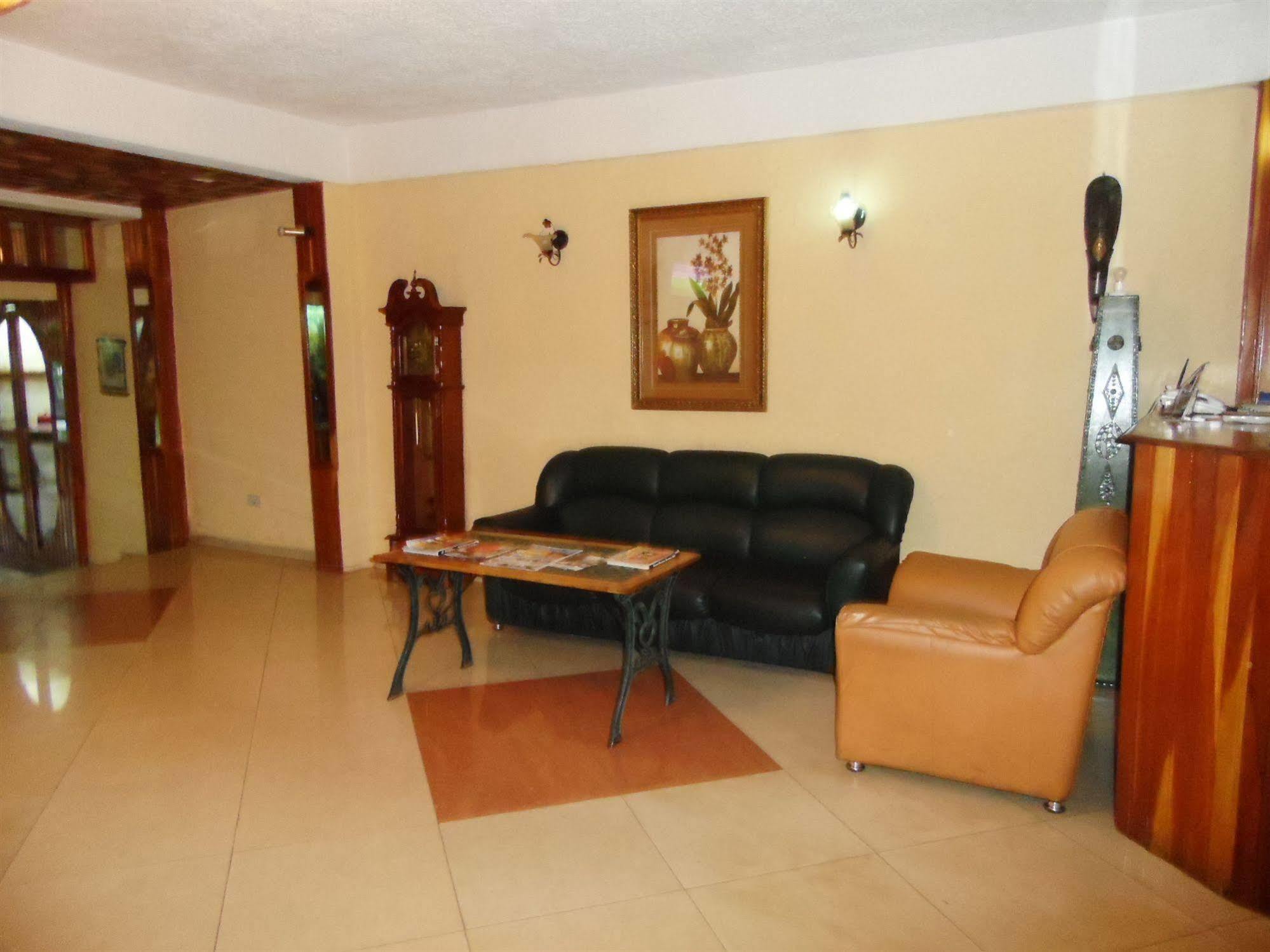 Hotel De Texas Kumasi Exterior photo